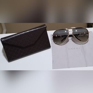 *LIKE NEW* Gucci Sunglasses